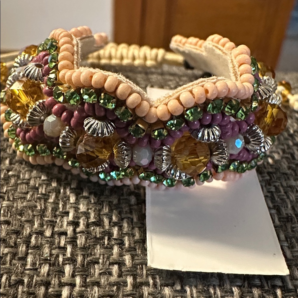 Pink House New in Bag Beaded Multicolor Handmade Bracelet - Picture 3 of 3